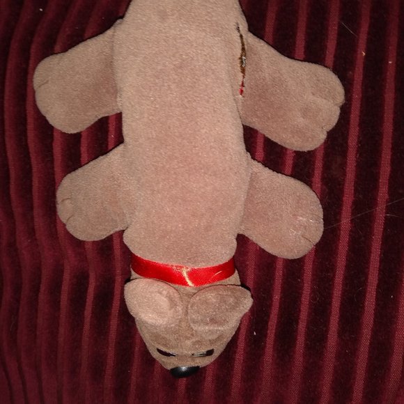 Vintage small Brown Pound Puppy Stuffed animal - Picture 1 of 4